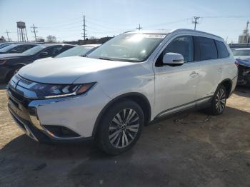  Salvage Mitsubishi Outlander