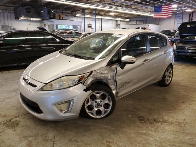  Salvage Ford Fiesta