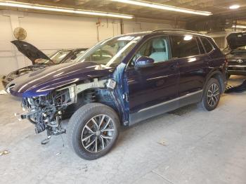  Salvage Volkswagen Tiguan