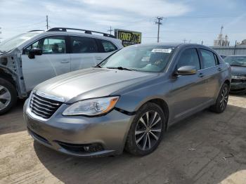  Salvage Chrysler 200