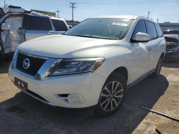  Salvage Nissan Pathfinder