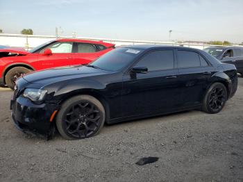  Salvage Chrysler 300