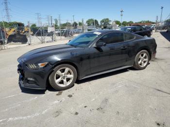  Salvage Ford Mustang