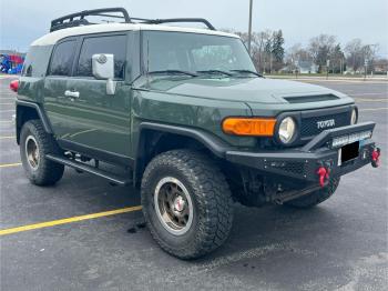  Salvage Toyota FJ Cruiser