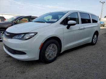  Salvage Chrysler Minivan