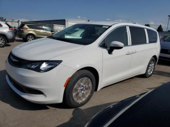  Salvage Chrysler Minivan