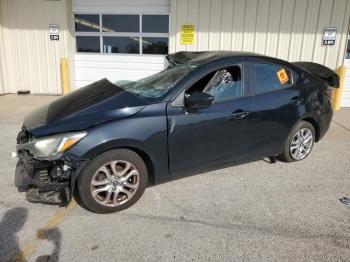  Salvage Toyota Yaris