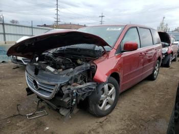  Salvage Volkswagen Routan