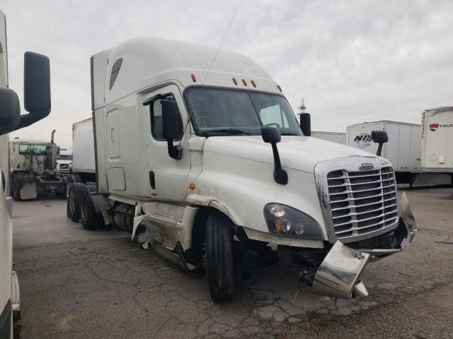  Salvage Freightliner Cascadia 1