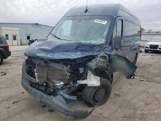  Salvage Mercedes-Benz Sprinter