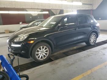  Salvage Porsche Cayenne