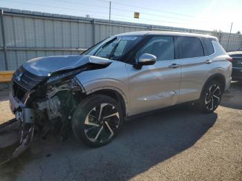  Salvage Mitsubishi Outlander