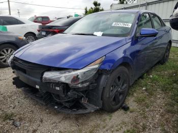  Salvage Hyundai ELANTRA