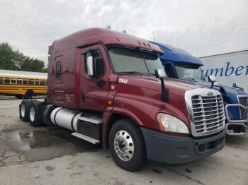  Salvage Freightliner Cascadia 1