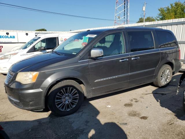  Salvage Chrysler Minivan