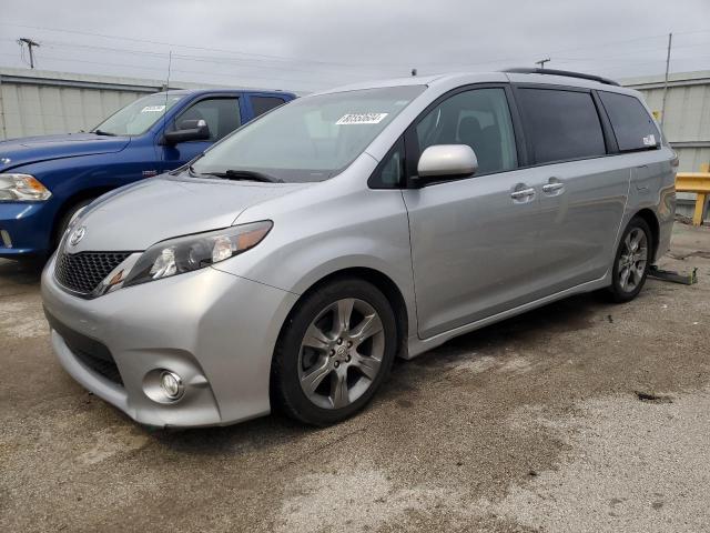  Salvage Toyota Sienna