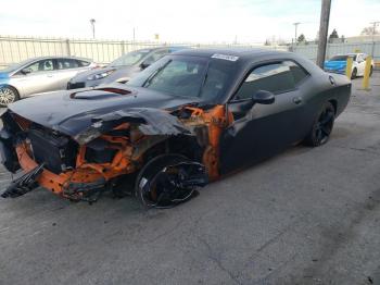  Salvage Dodge Challenger