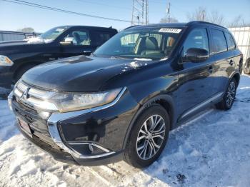  Salvage Mitsubishi Outlander