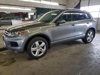  Salvage Volkswagen Touareg