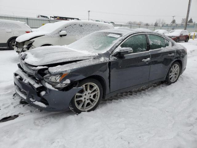  Salvage Nissan Maxima