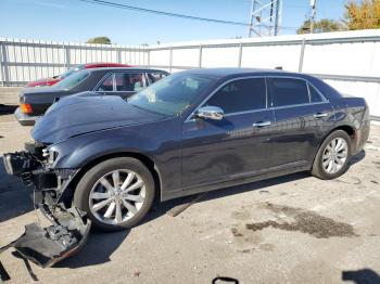  Salvage Chrysler 300