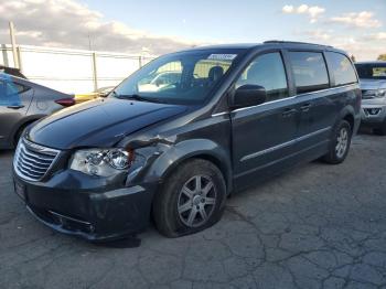  Salvage Chrysler Minivan