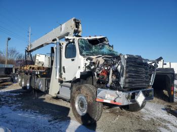  Salvage Freightliner 108sd