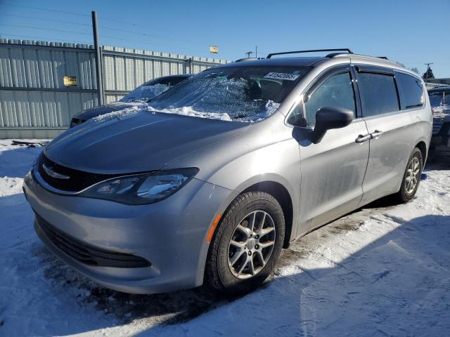  Salvage Chrysler Pacifica