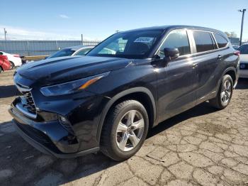  Salvage Toyota Highlander