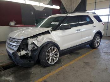  Salvage Ford Explorer