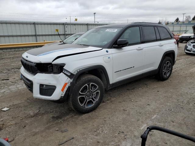  Salvage Jeep Grand Cherokee