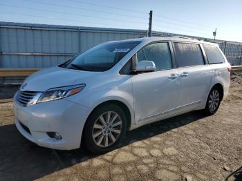  Salvage Toyota Sienna