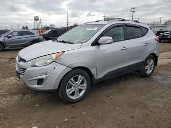  Salvage Hyundai TUCSON