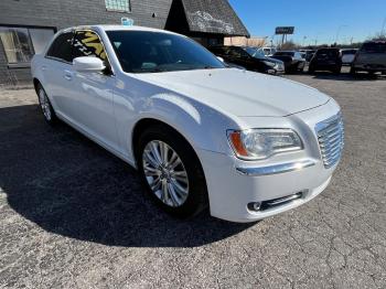  Salvage Chrysler 300