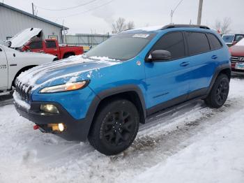  Salvage Jeep Cherokee