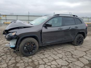 Salvage Jeep Cherokee