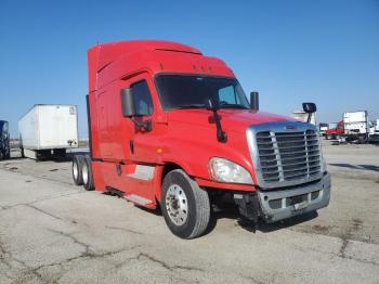  Salvage Freightliner Cascadia 1