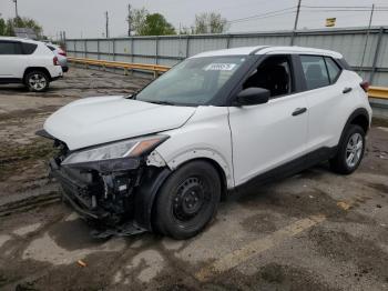  Salvage Nissan Kicks
