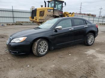  Salvage Chrysler 200