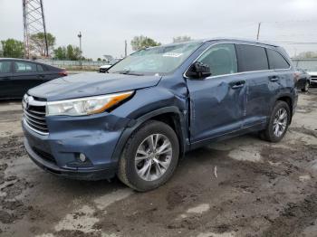  Salvage Toyota Highlander