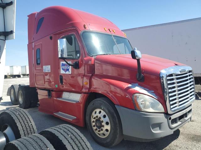  Salvage Freightliner Cascadia 1