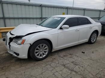  Salvage Chrysler 300