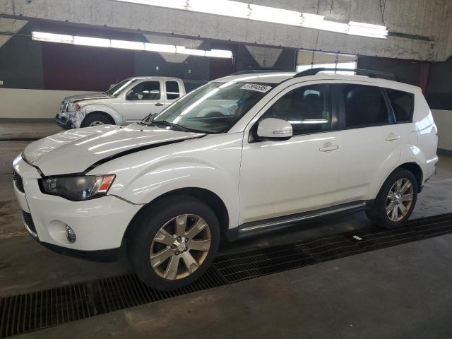  Salvage Mitsubishi Outlander