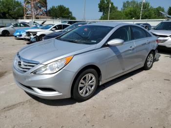  Salvage Hyundai SONATA