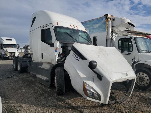  Salvage Freightliner Cascadia