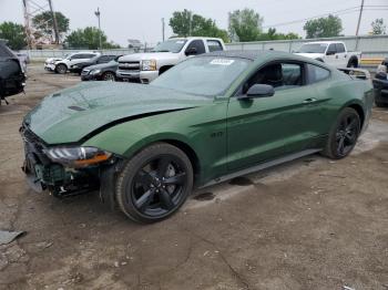  Salvage Ford Mustang