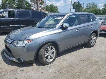  Salvage Mitsubishi Outlander