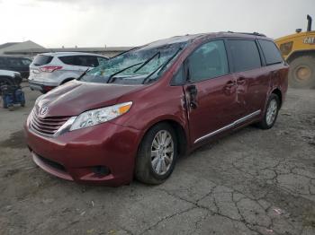  Salvage Toyota Sienna