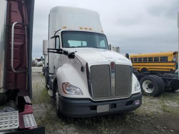  Salvage Kenworth T680