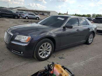  Salvage Chrysler 300